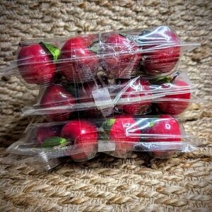 Set Of 23 Miniature Red Apple VINTAGE Ornaments 🍎 Christmas. Size 2.25"